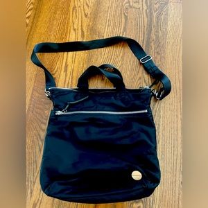 shortyLOVE Wonder large crossbody bag - black